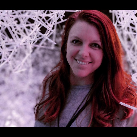 Meet your Posher, Jenna - Picture 1 of 1